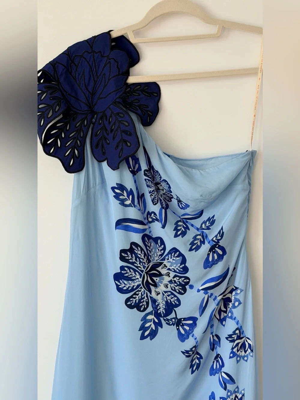 FARM RIO ANTHROPOLIGIE MAXI DRESS with an embroidered flower - Picture 3 of 6